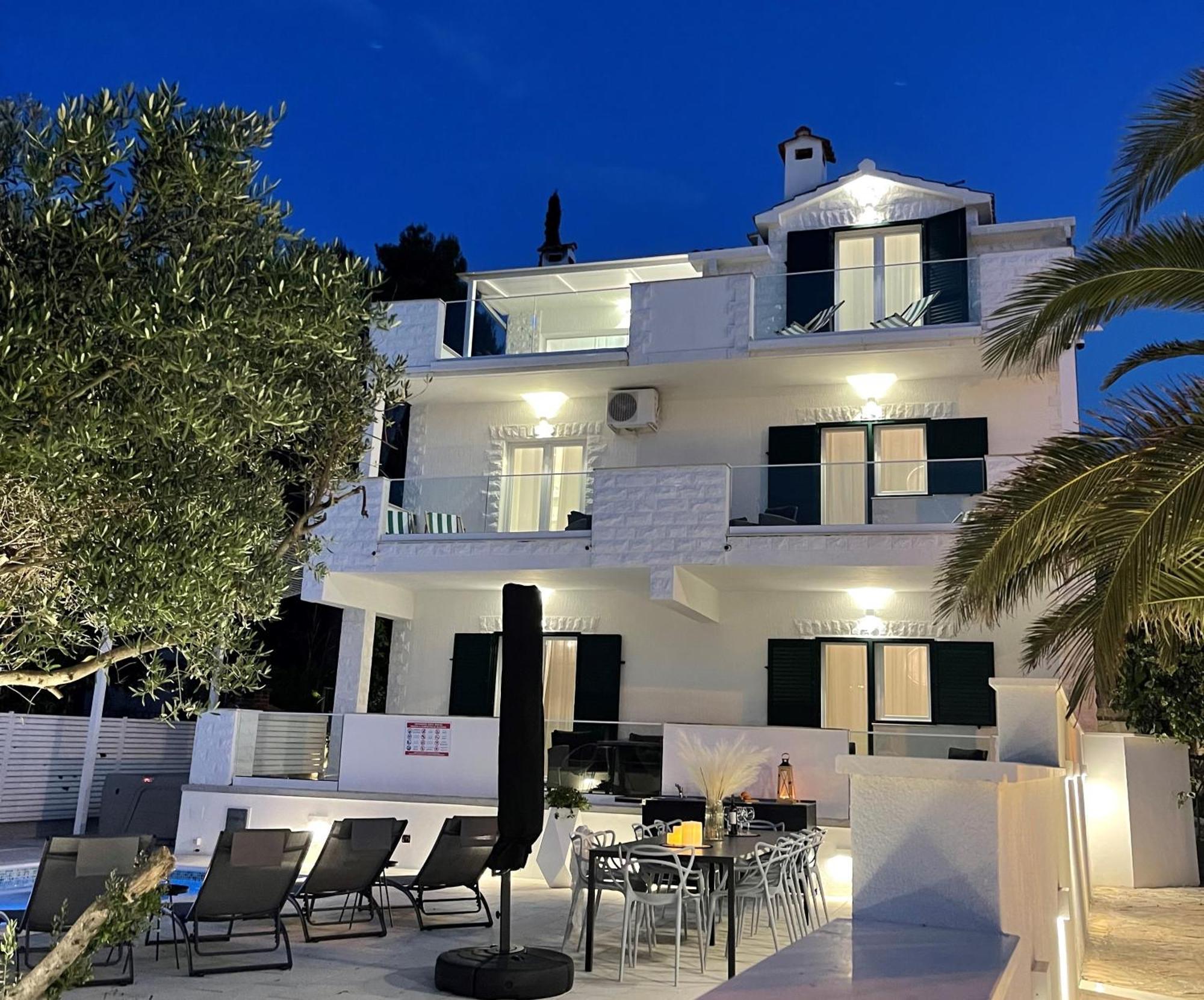 Apartments Marina Τρογκίρ Εξωτερικό φωτογραφία