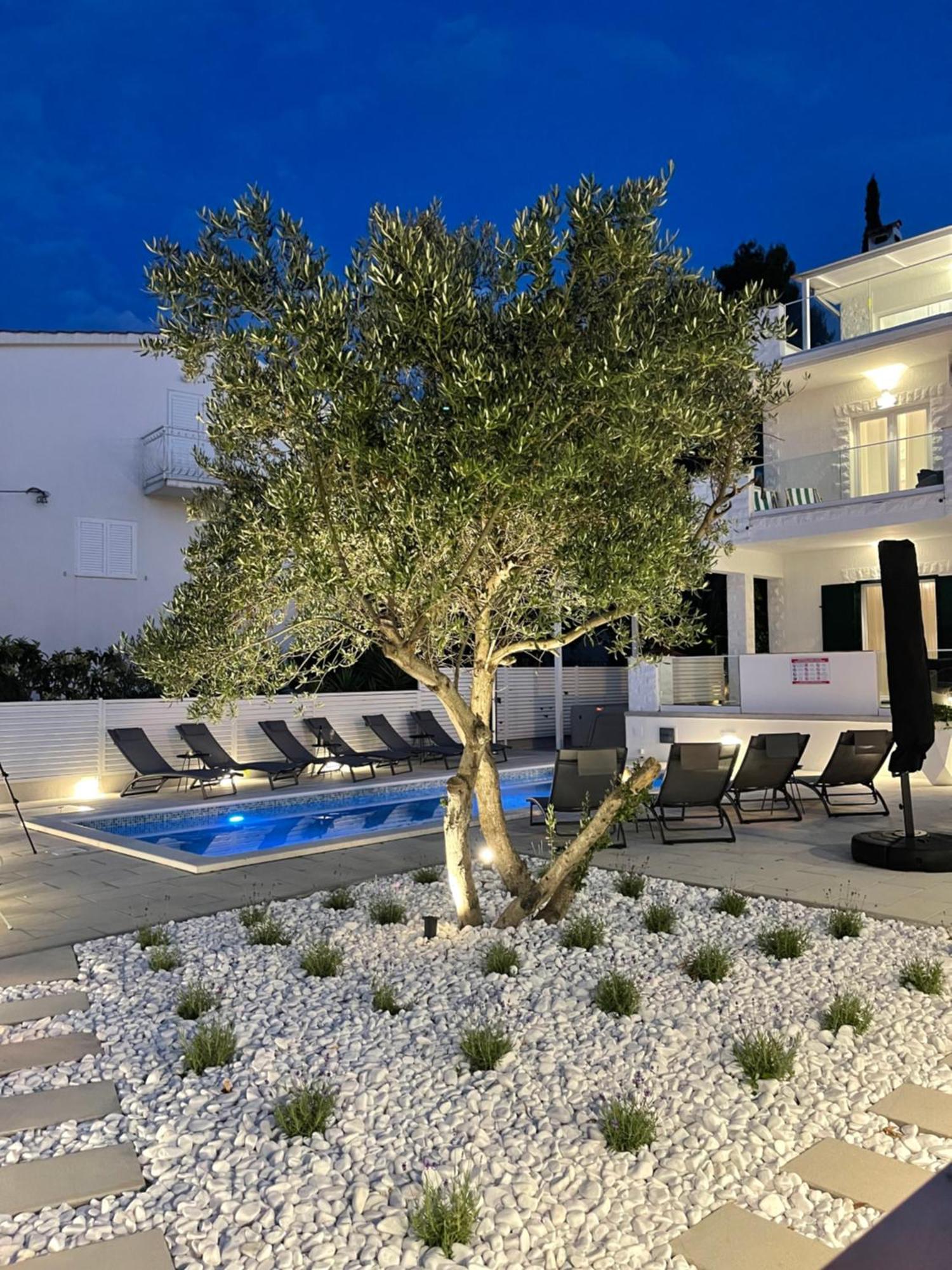 Apartments Marina Τρογκίρ Εξωτερικό φωτογραφία